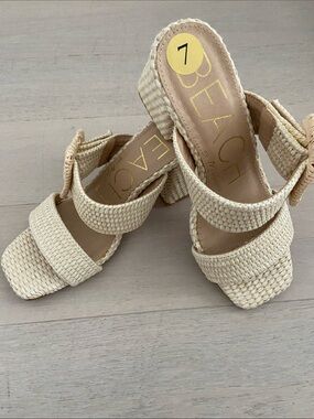 BEACH By Matisse Cream Woven Block Heel Sandals